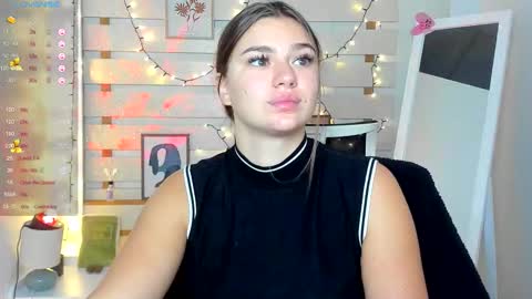 Monika online show from October 15, 1:44 pm