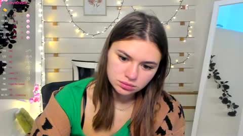 Monika online show from November 15, 1:40 pm