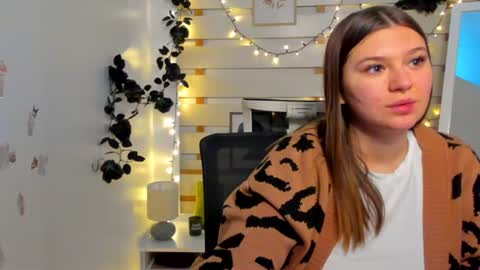 Monika online show from February 16, 1:18 pm