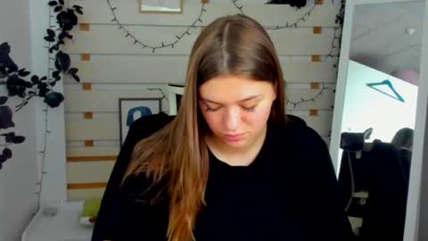 Monika online show from April 11, 7:24 am