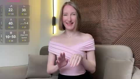 Snapshot of monikabos chatting on May 6, 9:53 pm MonikaBos online show from May 6, 9:53 pm