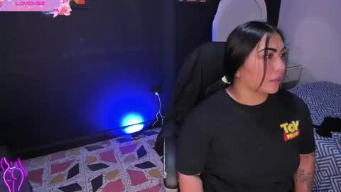 monikk__harrison online show from February 25, 12:24 pm