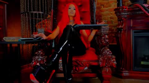 Monique C online show from October 18, 12:17 pm