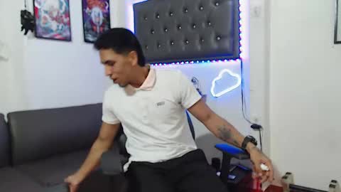 simon dice online show from February 12, 12:44 pm