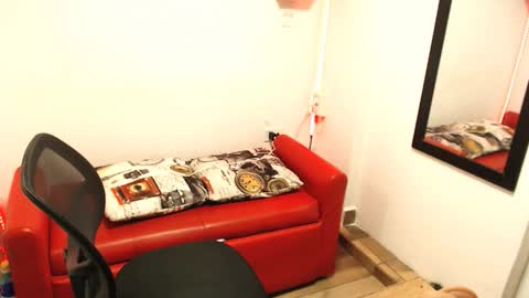 Snapshot of monserrat_diva chatting on November 1, 10:23 pm monserrat_diva online show from November 1, 10:23 pm