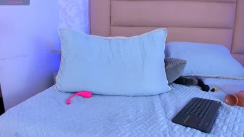 Adriana online show from February 13, 4:39 pm