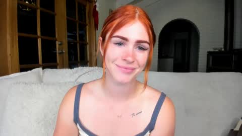 Snapshot of monslifex chatting on February 9, 9:37 am Mons life online show from February 9, 9:37 am