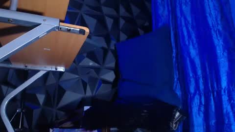 Snapshot of monster_huge_cock chatting on October 9, 2:42 am dorian online show from October 9, 2:42 am