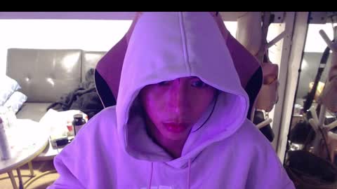 ELYSE A SIMPLE GIRL online show from December 8, 10:52 am