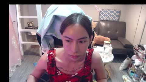 Snapshot of monstercockselfsuck chatting on May 28, 9:28 am ELYSE A SIMPLE GIRL online show from May 28, 9:28 am