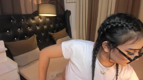 Ruthie online show from February 1, 1:12 am