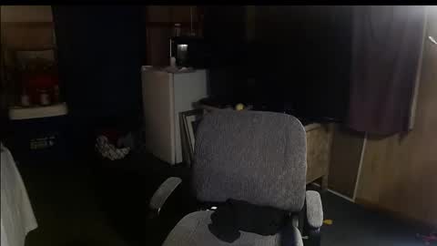 Kingalby817 online show from February 10, 7:47 am