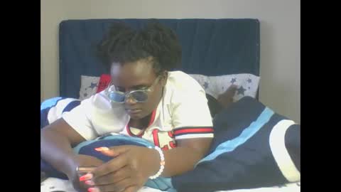 montel22 online show from December 4, 7:17 am