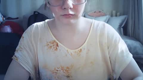 moodiemira online show from March 16, 1:15 pm