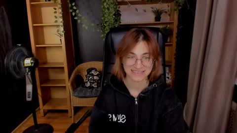 Snapshot of moon13152 chatting on October 22, 9:03 pm Katrin online show from October 22, 9:03 pm
