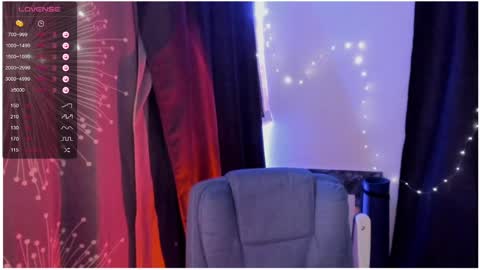 Roxy online show from February 25, 7:25 pm