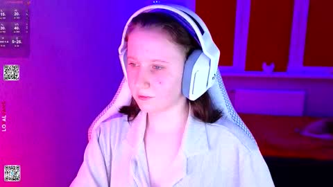 Lola online show from February 17, 3:40 pm