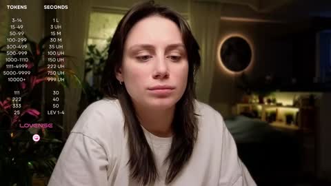 Luna  online show from December 16, 11:55 am