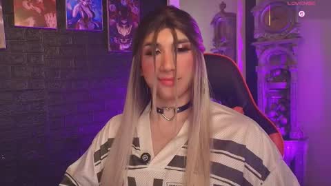 moon_nia online show from May 13, 12:52 am