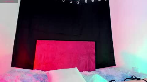 Sofii   model Independent online show from December 16, 7:08 pm