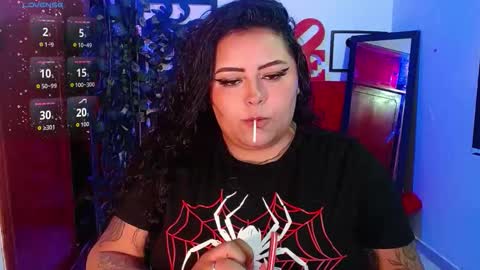 moon_sunflowers online show from November 24, 11:37 pm