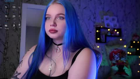 Emilia online show from December 9, 10:22 am