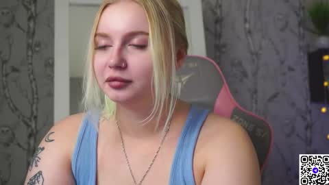 Emilia online show from January 5, 5:27 pm