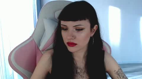  sophie  online show from April 20, 2:09 pm