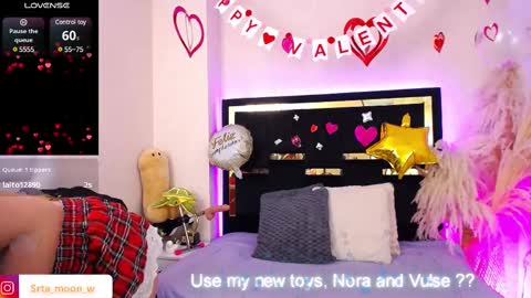 Snapshot of moon_water__ chatting on February 26, 5:17 pm Moon Water   online show from February 26, 5:17 pm