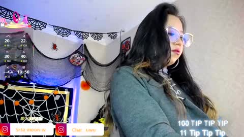 Snapshot of moon_water__ chatting on October 6, 11:29 am Moon Water   online show from October 6, 11:29 am