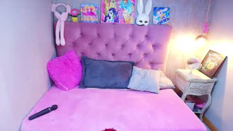 Charlotte online show from February 3, 6:35 pm