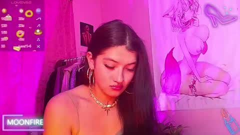 Snapshot of moonfiredance chatting on October 4, 8:12 am Nicky online show from October 4, 8:12 am