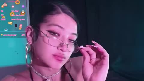 Snapshot of moonfiredance chatting on November 7, 2:22 am Nicky online show from November 7, 2:22 am