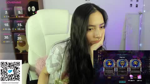 Snapshot of moonlady_ chatting on January 23, 6:06 am MOON  online show from January 23, 6:06 am