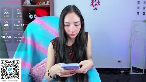 Snapshot of moonlady_ chatting on January 29, 9:07 pm MOON  online show from January 29, 9:07 pm