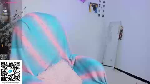 Snapshot of moonlady_ chatting on September 11, 11:49 pm MOON  online show from September 11, 11:49 pm