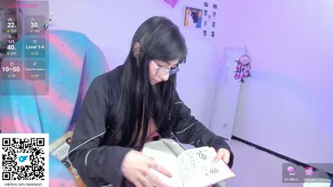 Snapshot of moonlady_ chatting on September 19, 4:03 am MOON  online show from September 19, 4:03 am