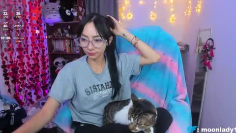 MOON  online show from April 23, 12:56 am