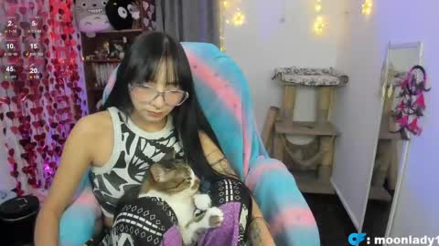 MOON  online show from April 27, 1:25 am