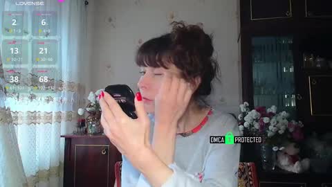 Snapshot of moonlight_88888 chatting on November 8, 8:25 am Moonlight 88888 online show from November 8, 8:25 am