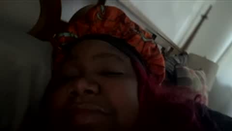 Snapshot of moonpie421 chatting on June 8, 11:05 pm moonpie421 online show from June 8, 11:05 pm