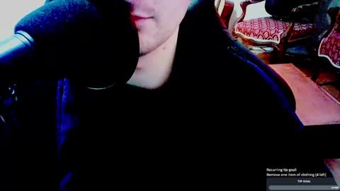 Snapshot of moonsire chatting on January 6, 1:52 pm Moonsire online show from January 6, 1:52 pm