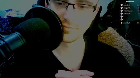 Snapshot of moonsire chatting on January 18, 11:44 pm Moonsire online show from January 18, 11:44 pm