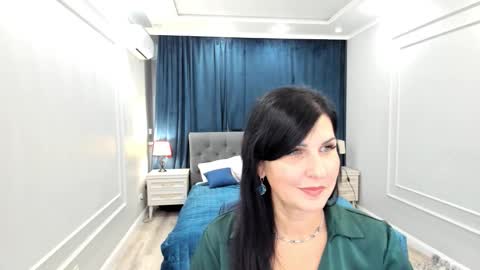 Ask me  online show from November 28, 3:53 am