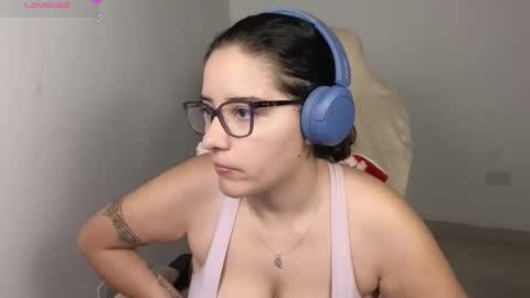 Moon Woman online show from December 17, 5:46 am