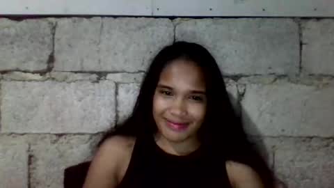 morenagirlpinay18 online show from February 6, 11:24 am