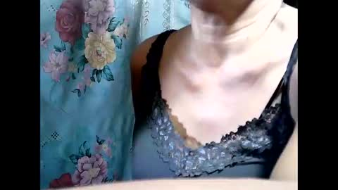 morenajane online show from June 9, 8:48 am