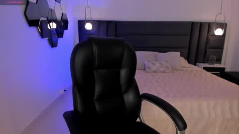 Morgan Hicks online show from September 15, 6:52 pm