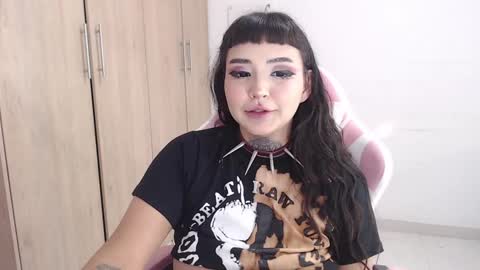 Snapshot of morganmoon1 chatting on December 2, 12:29 pm Morgan Moon online show from December 2, 12:29 pm