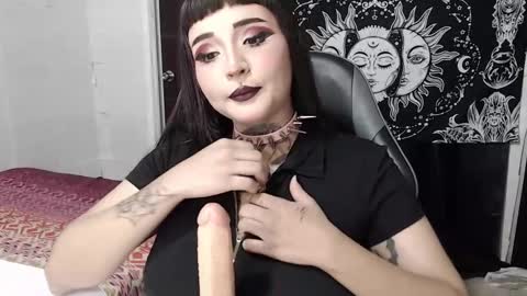Snapshot of morganmoon1 chatting on September 29, 9:30 pm Morgan Moon online show from September 29, 9:30 pm